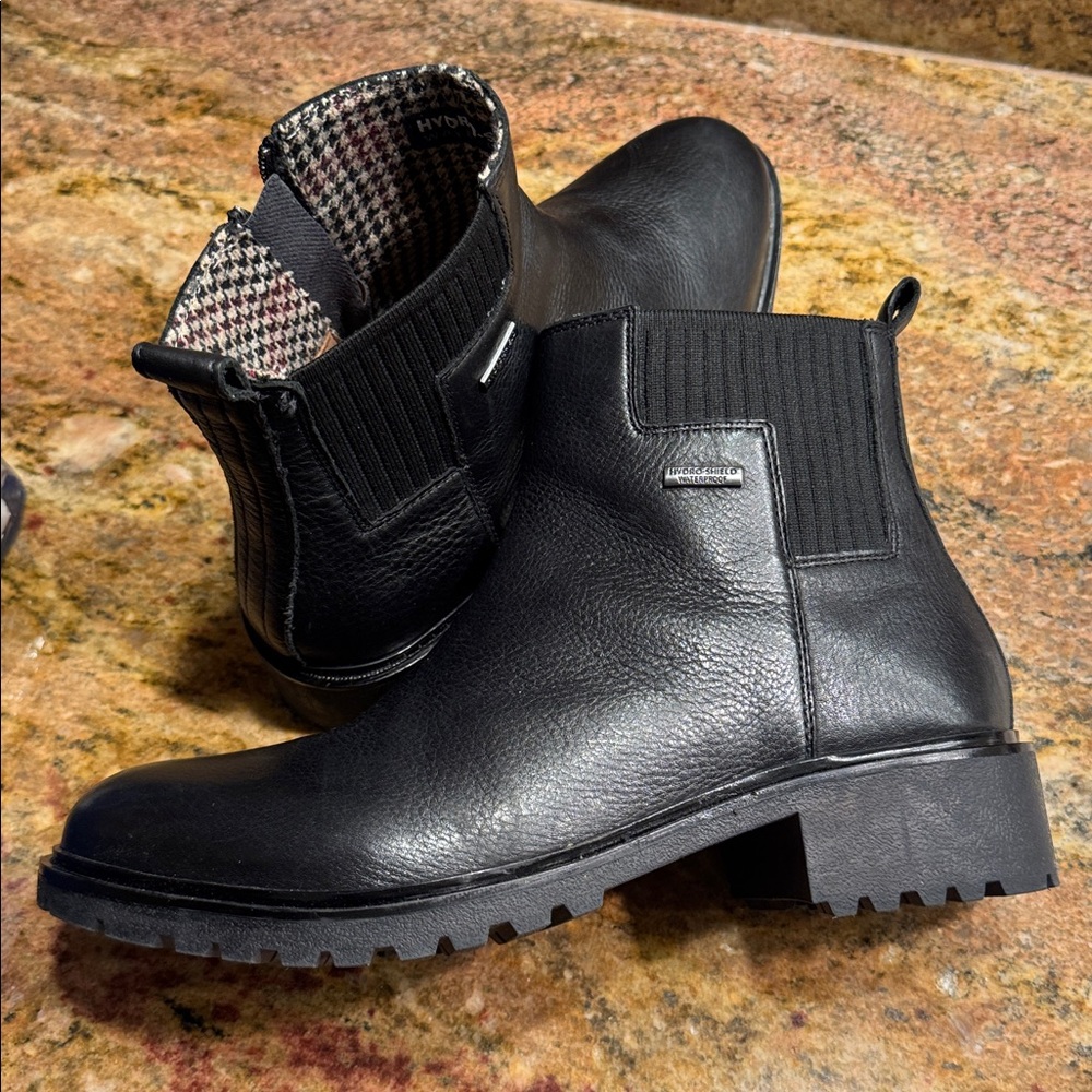 Rockport Black Leather Chelsea Boots